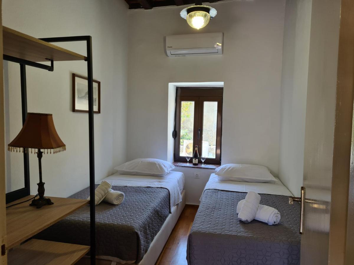 Cosmos Old Town Apartamento Rhodes City Exterior foto